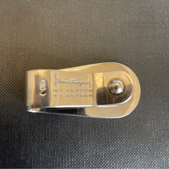 Ferragamo Silver Money Clip! Made In Italy! New In Box! - Picture 3 of 6